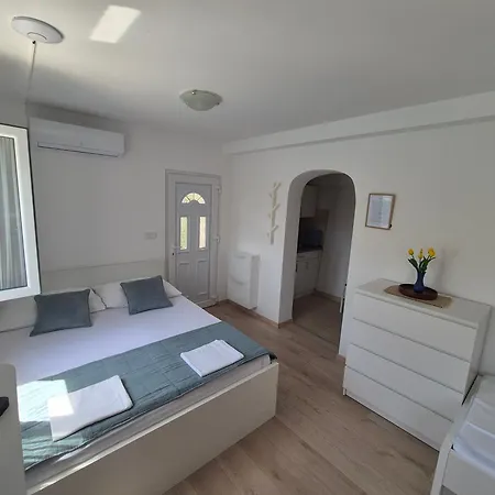 Apartment Niko Neum
